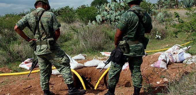 Refuerzan seguridad en 1 600 kilómetros de ductos de Pemex para evitar robo