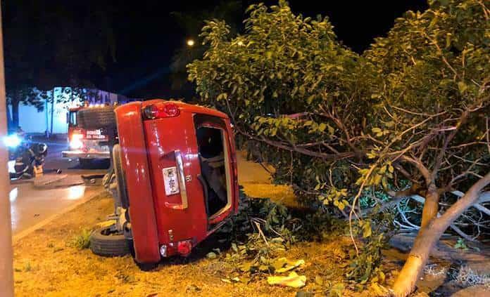 Un Muerto En Aparatoso Accidente En El Bulevar