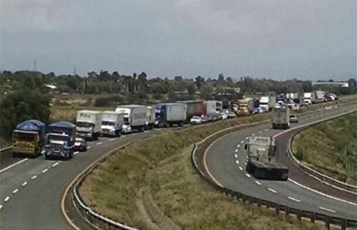 Choque En La Autopista M Xico Quer Taro Provoca Cierre De Circulaci N