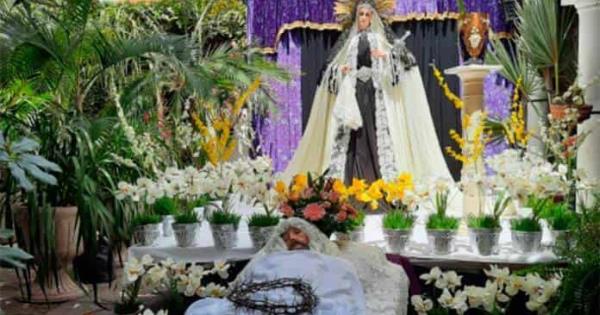 Montan Tradicional Altar De Dolores En Soledad