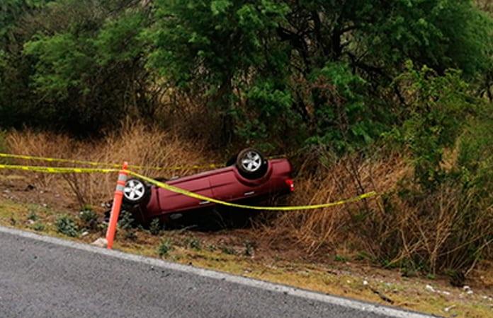 Dos Muertos Y Una Lesionada En Choque Frontal