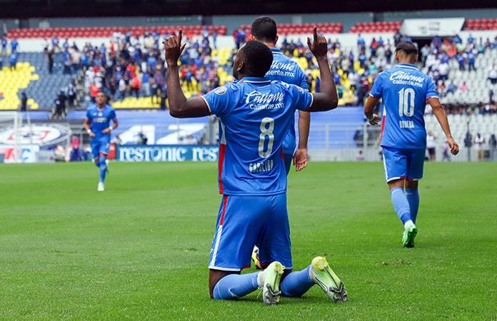 Cruz Azul Doblega Al Mazatl N En El Azteca