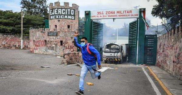 Vandalizan Instalaciones Militares En Chilpancingo Fotos