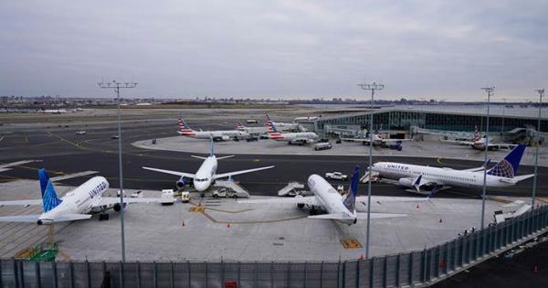 Dos Aviones Chocan En El Aeropuerto Jfk De Nueva York