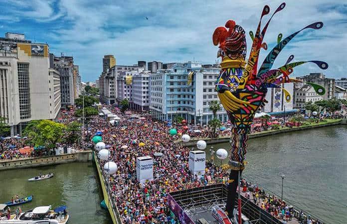 Las Comparsas Callejeras Ponen A Vibrar Nuevamente Al Carnaval De Brasil