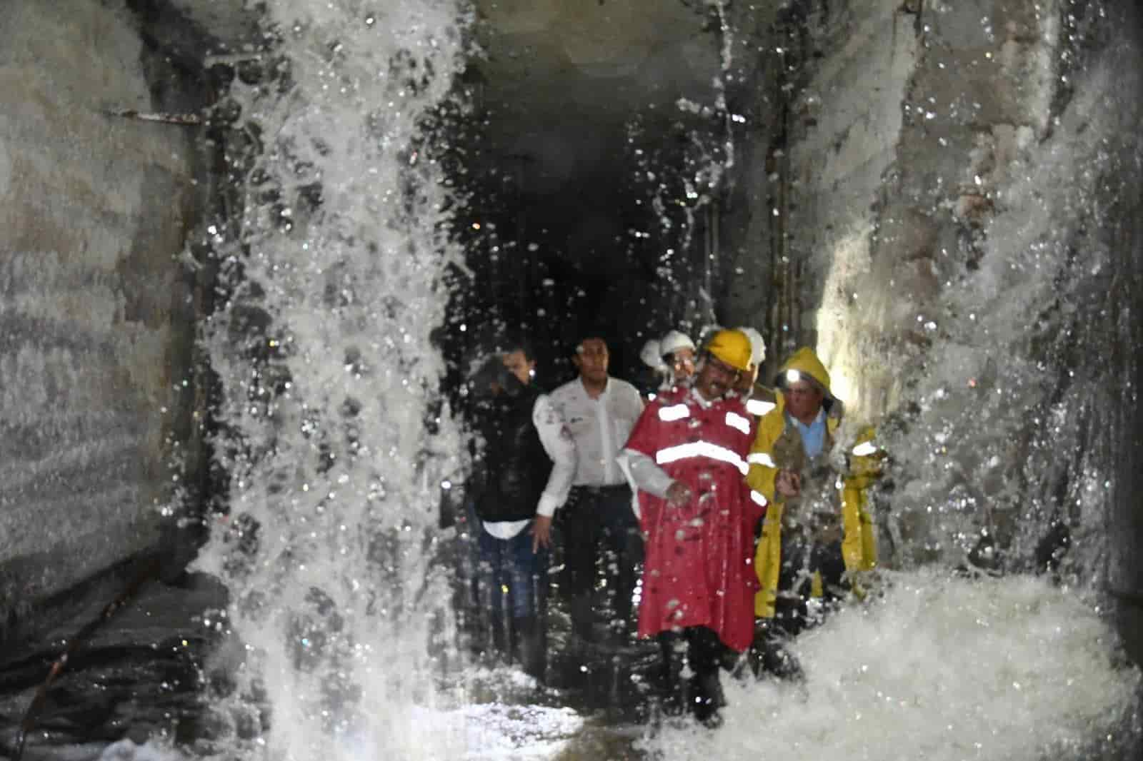 FOTOGALERÍA La ruptura en la cortina de El Realito deja ir 500 litros