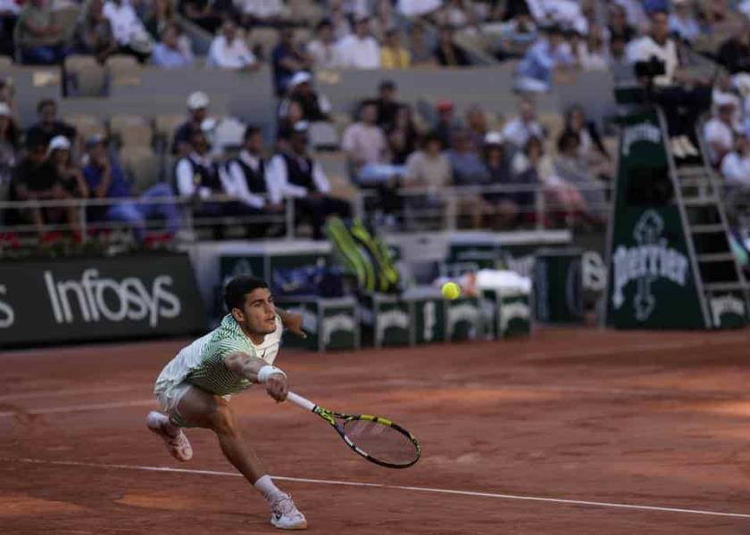 Alcaraz Arrasa En El Duelo Generacional A Musetti