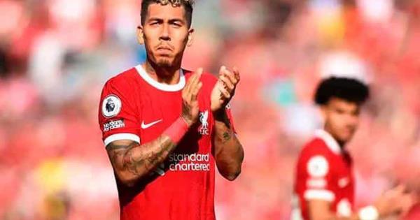 Roberto Firmino Se Une A Las Estrellas Que Juegan En Arabia Saudita