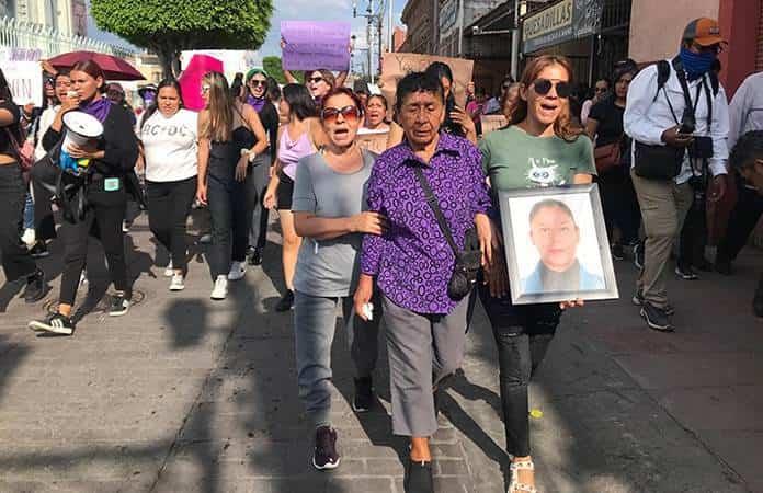 Madre De Milagros Montserrat Marcha Y Demanda Justicia