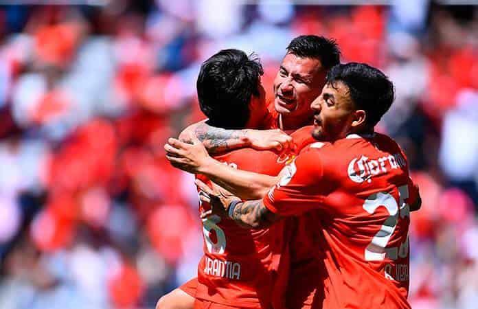 Toluca Hace La Diablura Y Hunde A Xolos