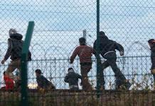 Continúa llegada de inmigrantes a Nueva York en medio de disputas