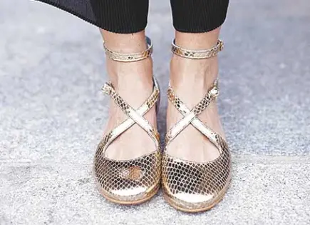 ¿Cómo deshacerte del mal olor en tus zapatos de manera natural?