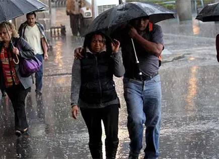 Lluvias dispersas y fr&iacute;o persistente mantienen en alerta a SLP