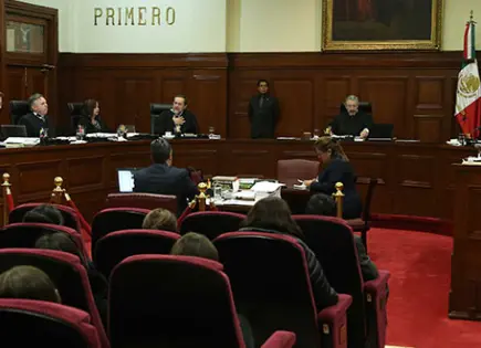 Presenta Morena iniciativa para eliminar uso de la toga en la SCJN