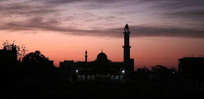 Renovado fervor religioso en Gaza busca llenar mezquitas