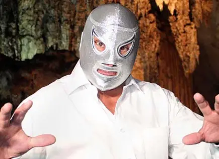 Hijo del Santo anuncia su última lucha en Ciudad de México Hijo del Santo anuncia su última lucha en Ciudad de México
