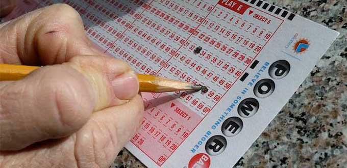 Un solo jugador del Powerball en EU gana el premio de 570 millones de dólares