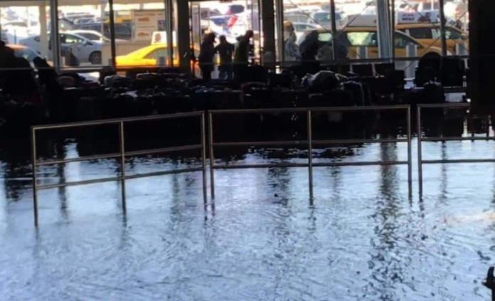 Habrá retrasos en aeropuerto de Nueva York por tubería averiada