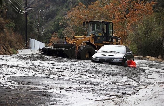 Al menos dos inmigrantes mexicanos fallecieron en aludes en California