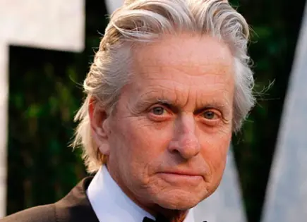 Michael Douglas critica a Trump y se disculpa por caos mundial