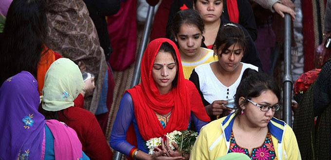 Preferencia por niños le cuesta a India millones de mujeres