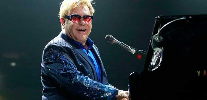 Elton John agrega 12 conciertos a su gira de despedida
