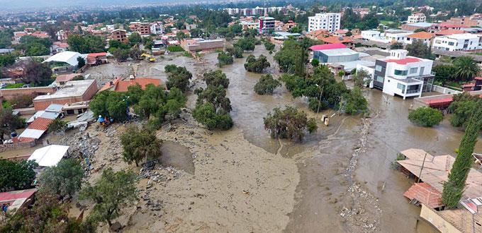Al menos cuatro fallecidos tras una riada con lodo en el centro de Bolivia