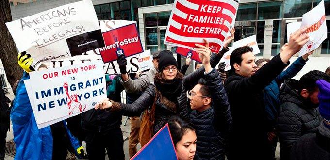 Acuerdo presupuestario enfrenta oposición bipartidista en EEUU