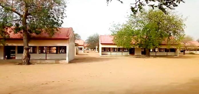 Padres temen por un centenar de niñas secuestras por Boko Haram en Nigeria