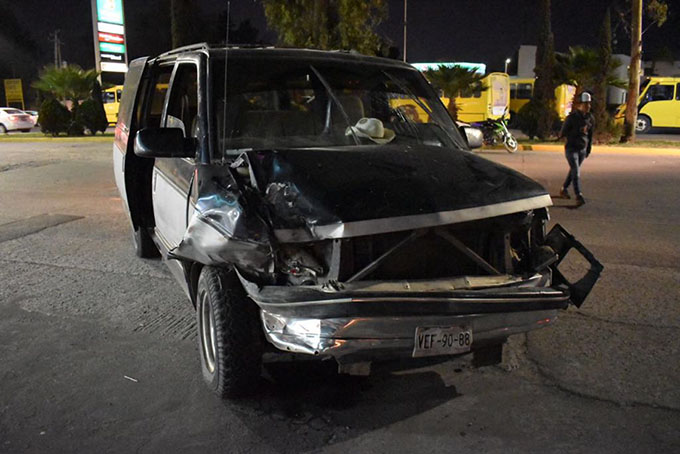 Dos Lesionadas, Deja Aparatoso Accidente Vial (FOTOGALERÍA)