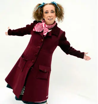 Hija de Mar&iacute;a Elena Salda&ntilde;a trabaja con su mam&aacute; sin paga