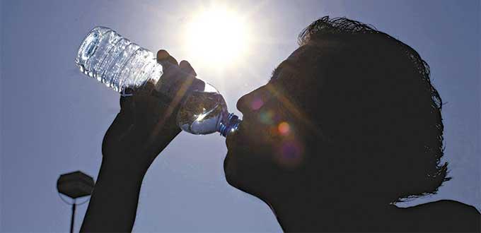 ¿Siempre con sed? Conoce las causas de la deshidratación