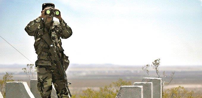 La Casa Blanca no descarta enviar más de 4 mil militares a frontera con México
