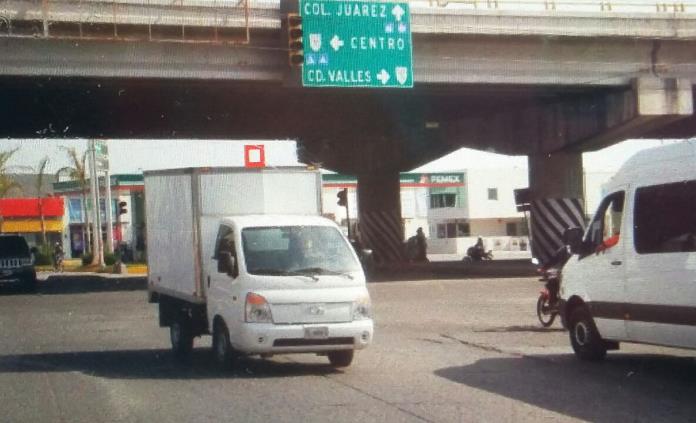 Se averían los semáforos de la carretera a Rioverde y José de Gálvez