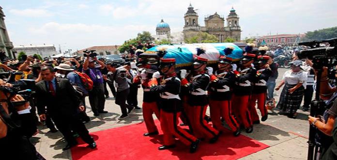 Guatemala despide al expresidente Álvaro Arzú, un amigo caminante de la paz y el desarrollo