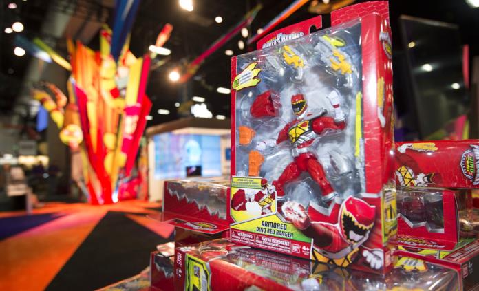Hasbro compra Power Rangers y otras marcas por $522 millones
