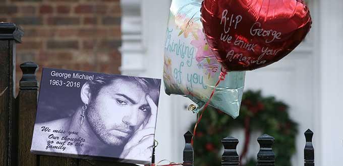 La familia de George Michael pide retirar los tributos frente a sus viviendas