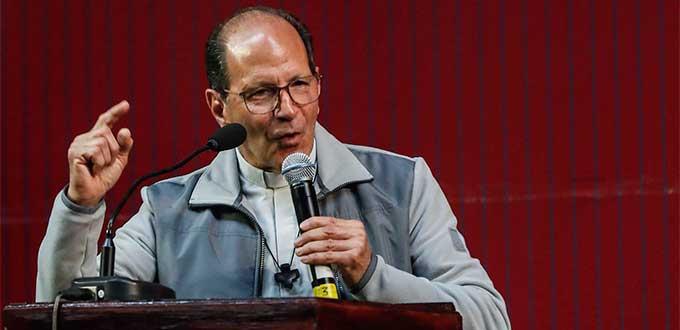 AMLO propone al cura Solalinde para presidir la CNDH