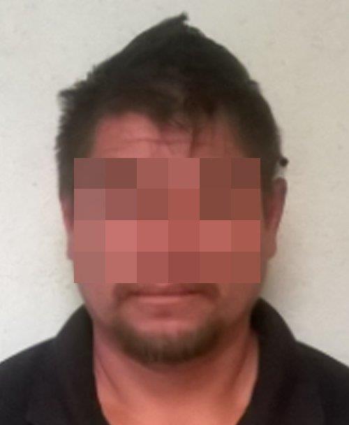 En estacionamiento municipal arrestan a hombre investigado por presunto despojo