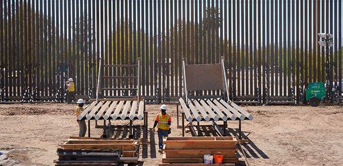 Autoridades de San Diego niegan haber pedido la construcción del muro, como aseguró Trump