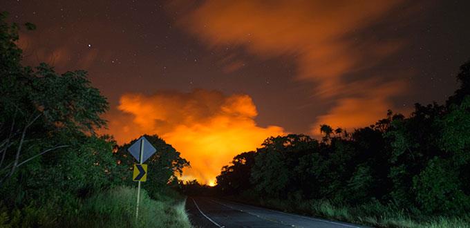 Volcán Kilauea arroja una capa de ceniza y polvo