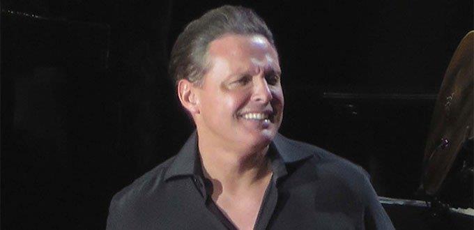 Desde los 14 años Luis Rey inducía a Luismi al sexo, afirma Chucho Gallegos