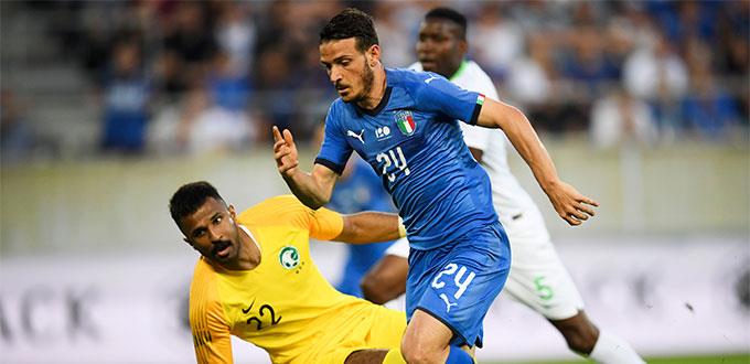 Italia sufre para ganar 2-1 a una Arabia Saudí valiente