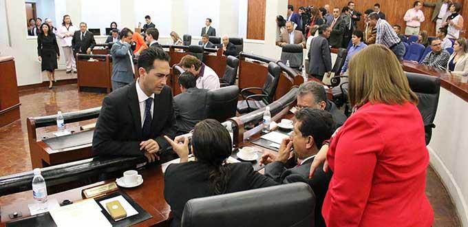 Aprueba Jucopo pago de casi 200 mil pesos para renovación de licencias de telefonía y firewall
