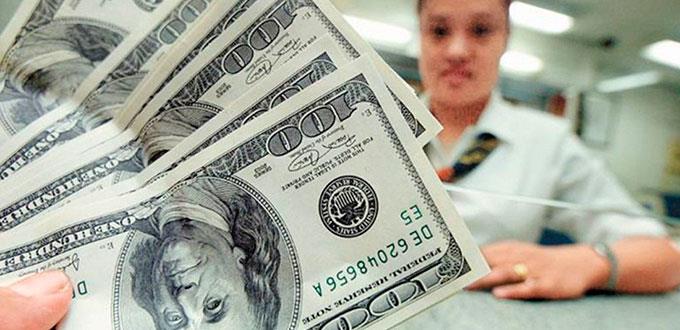 Dólar se dispara a 20.40 pesos por nuevos aranceles