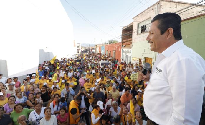 Preparatorias municipales de bajo costo y becas universitarias, ofrece Gallardo Juárez
