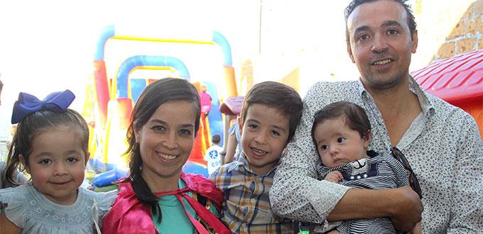 Regina del Camino Alvarado festeja otro año de vida