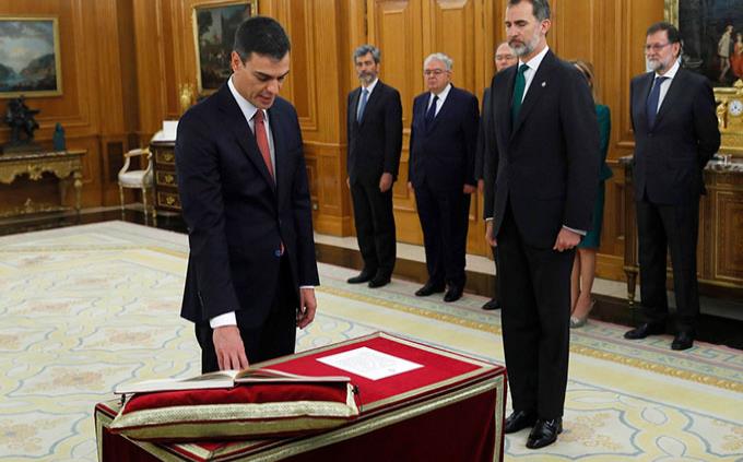 Pedro Sánchez juramenta como presidente del gobierno español