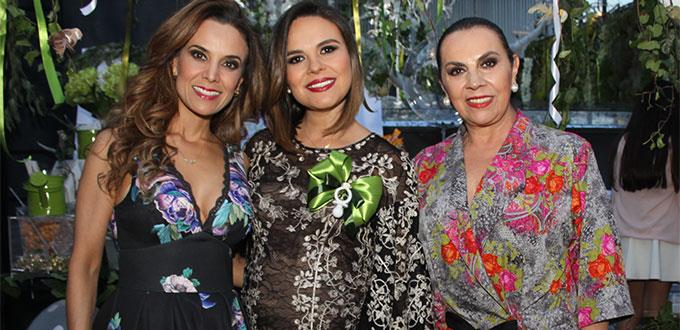 Alejandra Díaz de León de Conde espera la llegada de su bebé