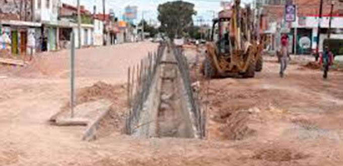 Avanza querella de constructores contra Municipio